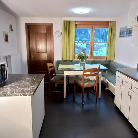 Stelzis Apartment