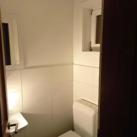 Stelzis Apartment